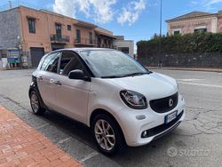 Bianco Usata 2018 Smart ForFour Due volumi | 7900 € (Buon prezzo)
