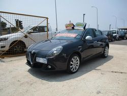 Grigio Usata 2016 Alfa Romeo Giulietta Distinctive Due volumi | 7490 € (Buon prezzo)