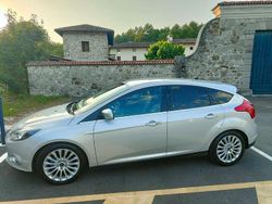 Grigio Usata 2013 Ford Focus Titanium Tre volumi | 3800 € (Ottimo prezzo)