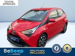 Rosso metallizzato Usata 2021 Toyota Aygo Due volumi | 12.900 € (Buon prezzo)