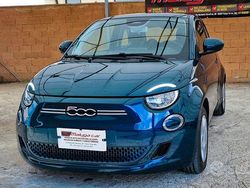 Blu Usata 2021 Fiat 500e Passion Tre volumi | 14.990 € (Buon prezzo)