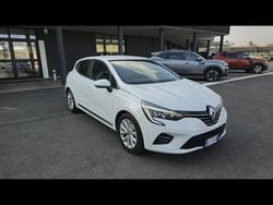 Bianco Usata 2022 Renault Clio V Intens Due volumi | 14.300 € (Buon prezzo)