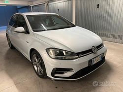 Bianco Usata 2018 VW Golf VII R-line Tre volumi | 18.000 € (Buon prezzo)