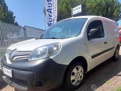 Bianco(met.) Usata 2018 Renault Kangoo Monovolume | 7000 € (Buon prezzo)