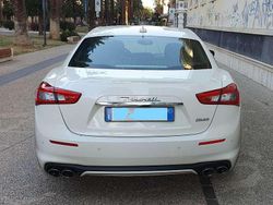 Bianco Usata 2017 Maserati Ghibli GranLusso Tre volumi | 30.000 €