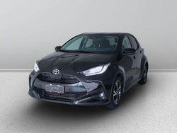 Nero Usata 2024 Toyota Yaris Hybrid Trend Tre volumi | 20.900 € (Buon prezzo)