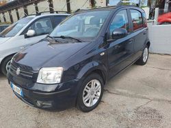 Nero Usata 2010 Fiat Panda Emotion Due volumi | 6250 € (Molto cara)