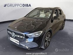 Nero Usata 2022 Mercedes 200 Tre volumi | 31.900 € (Buon prezzo)