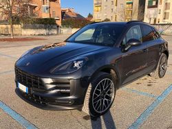Grigio Usata 2021 Porsche Macan SUV | 56.900 € (Buon prezzo)