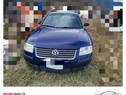 Blu Usata 2002 VW Passat Station wagon | 1220 €