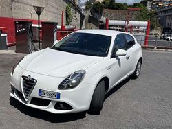 Usata 2014 Alfa Romeo Giulietta Exclusive Due volumi | 6200 € (Super prezzo)