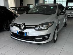 Argento Usata 2015 Renault Mégane GrandTour LIMITED Station wagon | 8000 € (Buon prezzo)