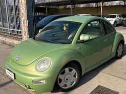 Bianco Usata 2000 VW Beetle Tre volumi | 1000 € (Ottimo prezzo)