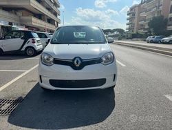 Bianco Usata 2021 Renault Twingo Intens Due volumi | 10.900 € (Buon prezzo)