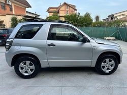 Grigio Usata 2008 Suzuki Grand Vitara SUV | 5000 € (Buon prezzo)