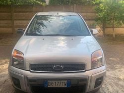 Usata 2008 Ford Fusion Collection Monovolume | 3900 € (Buon prezzo)