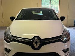 Usata 2019 Renault Clio IV Business Tre volumi | 8500 € (Buon prezzo)