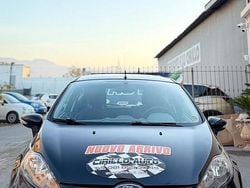 Nero Usata 2010 Ford Fiesta Titanium Due volumi | 3350 € (Ottimo prezzo)