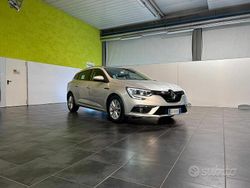 Grigio Usata 2020 Renault Mégane GrandTour Business Station wagon | 13.900 € (Buon prezzo)