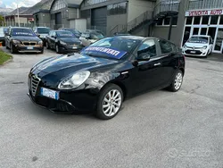 Nero Usata 2012 Alfa Romeo Giulietta Exclusive Due volumi | 4800 € (Buon prezzo)