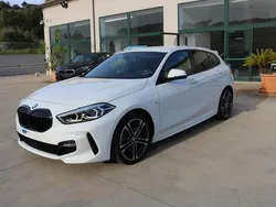 Bianco Usata 2021 BMW 118 M Sport Due volumi | 26.500 € (Molto cara)