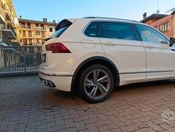 Bianco Usata 2021 VW Tiguan R-line SUV | 26.500 € (Molto cara)