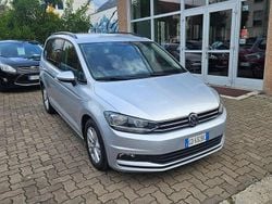 Argento Usata 2020 VW Touran Monovolume | 24.500 € (Buon prezzo)