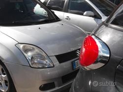 Grigio Usata 2006 Suzuki Swift GLX Tre volumi | 2500 € (Buon prezzo)