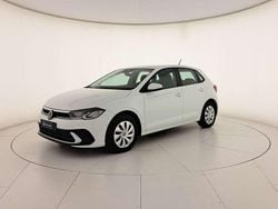 Pure white Usata 2022 VW Polo Life Tre volumi | 16.500 € (Buon prezzo)