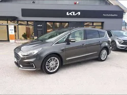 Ceramic grey/black metallic Usata 2019 Ford S-MAX Vignale Monovolume | 21.800 € (Ottimo prezzo)