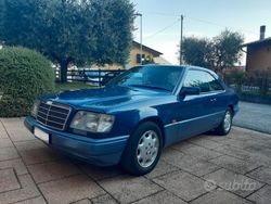 Blu Usata 1993 Mercedes E320 Coupé | 15.700 €