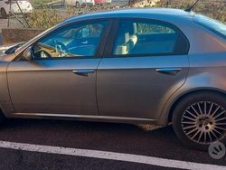 Usata 2005 Alfa Romeo 159 | 500 €