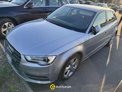 Grigio Usata 2015 Audi A3 Ambition Tre volumi | 14.950 € (Buon prezzo)