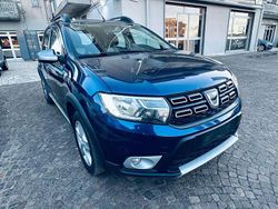 Blu/azzurro Usata 2017 Dacia Sandero Stepway Due volumi | 8900 € (Buon prezzo)