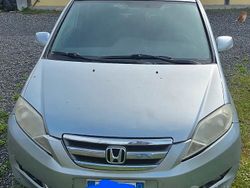 Usata 2005 Honda FR-V Monovolume | 4500 € (Buon prezzo)