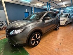 Grigio Usata 2016 Nissan Qashqai Tekna SUV | 11.500 € (Buon prezzo)