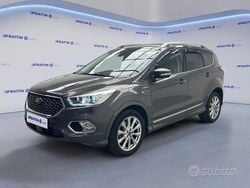 Grigio scuro Usata 2018 Ford Kuga Vignale SUV | 13.990 € (Buon prezzo)