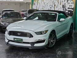 Bianco Usata 2015 Ford Mustang Cabrio | 22.999 € (Ottimo prezzo)
