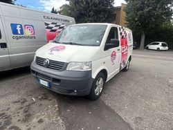 Bianco Usata 2004 VW Shuttle Monovolume | 8850 €