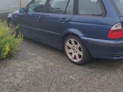Blu Usata 2001 BMW 318 Tre volumi | 2500 €