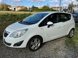 Bianco Usata 2011 Opel Meriva Cosmo Monovolume | 5500 € (Buon prezzo)