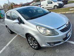 Grigio Usata 2011 Opel Corsa S Due volumi | 1950 €