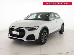 Bianco ghiaccio metallizzato Usata 2023 Audi A1 Admired | 24.500 € (Cara)