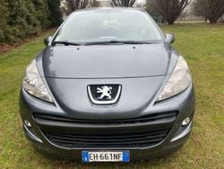 Grigio Usata 2011 Peugeot 207 Tre volumi | 3990 € (Buon prezzo)