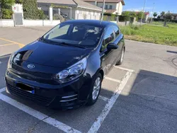 Usata 2017 Kia Rio Active Tre volumi | 7000 € (Ottimo prezzo)