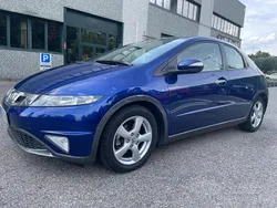 Blu Usata 2009 Honda Civic Tre volumi | 9900 € (Molto cara)
