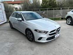 Bianco Usata 2022 Mercedes A200 Tre volumi | 19.900 € (Ottimo prezzo)