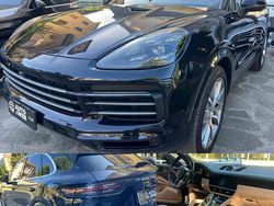 Nero Usata 2018 Porsche Cayenne SUV | 46.500 € (Buon prezzo)