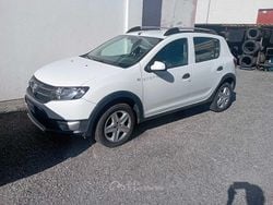 Bianco Usata 2015 Dacia Sandero Due volumi | 6500 € (Buon prezzo)
