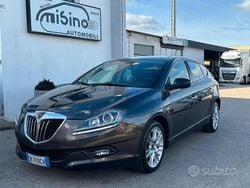 Grigio Usata 2010 Lancia Delta Due volumi | 3900 € (Buon prezzo)